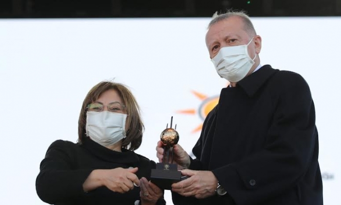 Cumhurbaşkanı’ndan Fatma Şahin’e Ödül