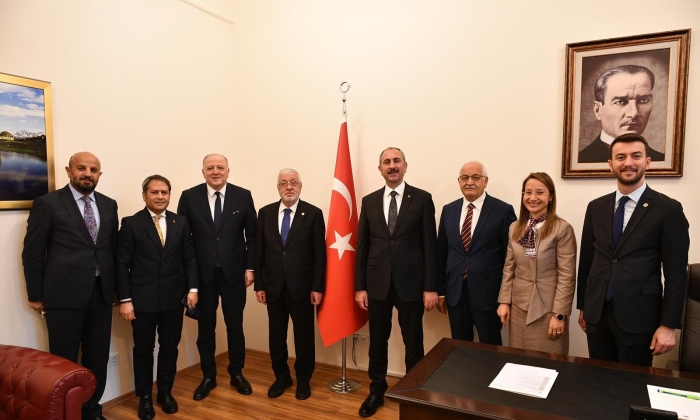Milletvekilleri Bakan Gül’ü Ziyaret Etti