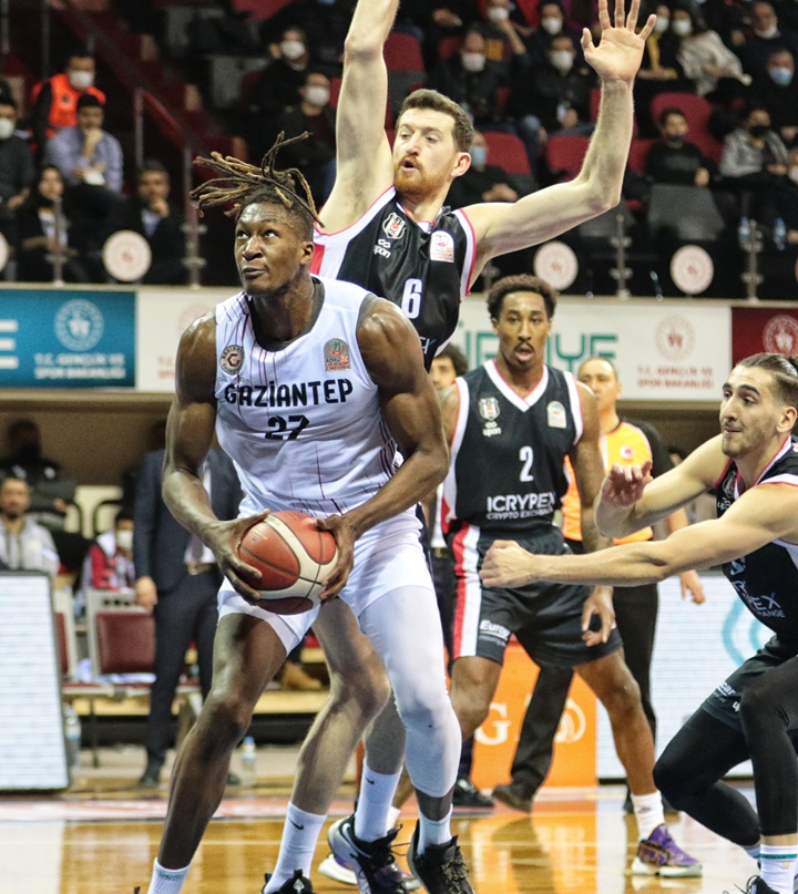 Gaziantep Basketbol, play-off hattını yakalamak isteyen Beşiktaş Icrypex’i 82-77 yendi