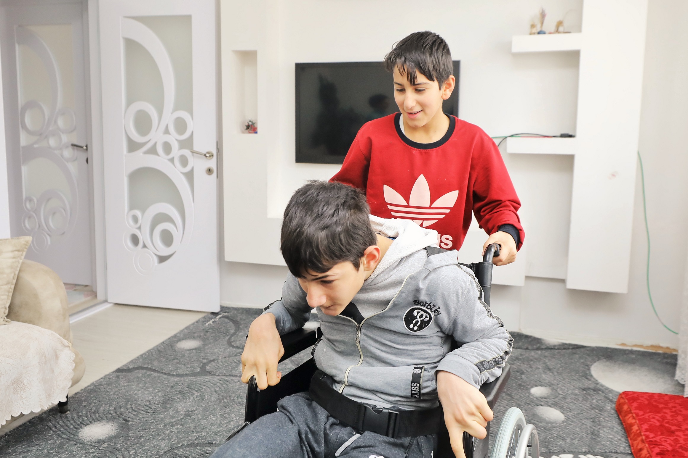 Şehitkamil Belediyesi Üç Engelli Çocuğa Daha Umut Oldu