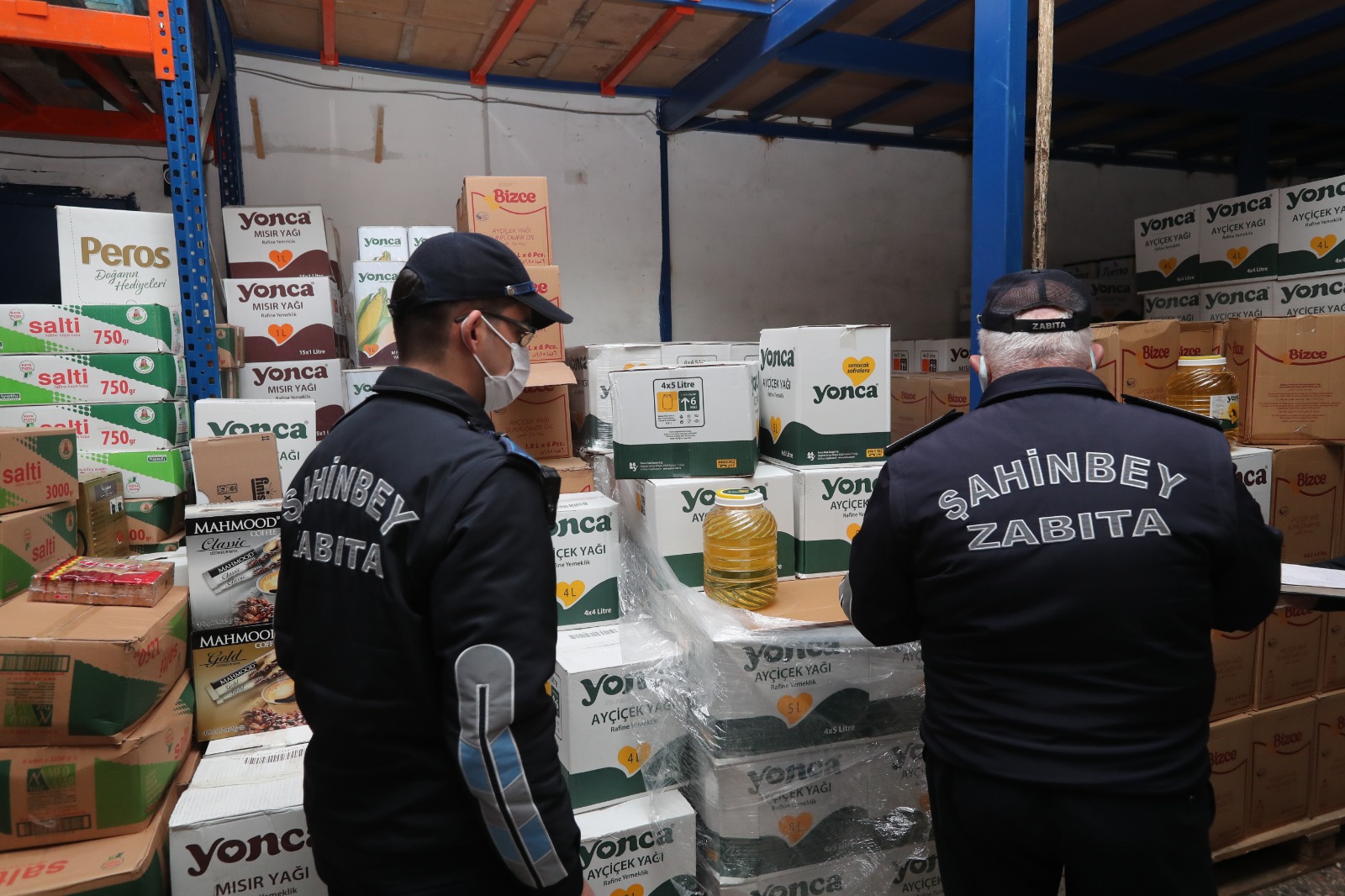 Şahinbey Belediye’sinden stokçulara baskın