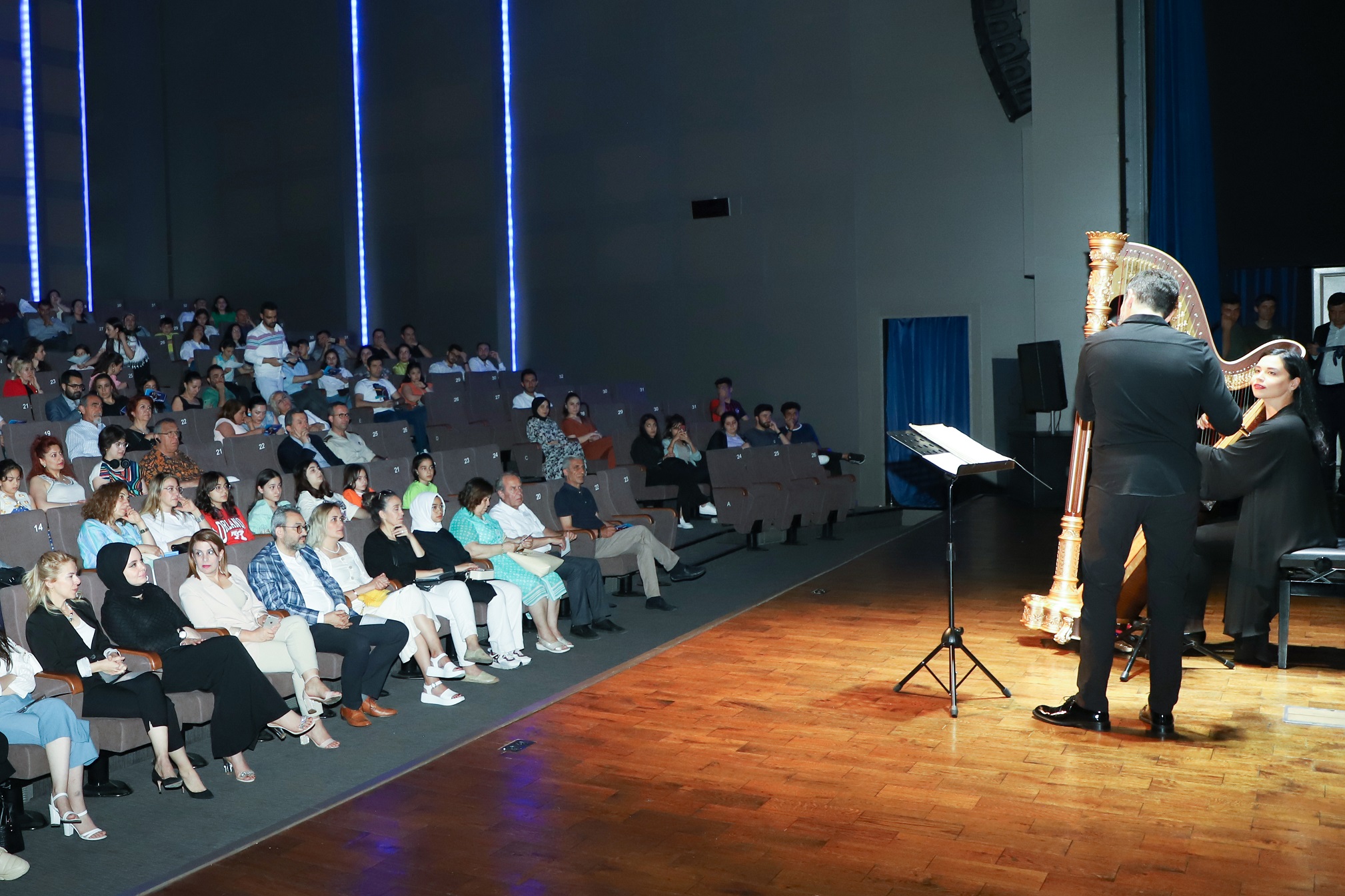 Merve Kocabeyler ve Evcil Özel Konseri Büyük ilgi gördü