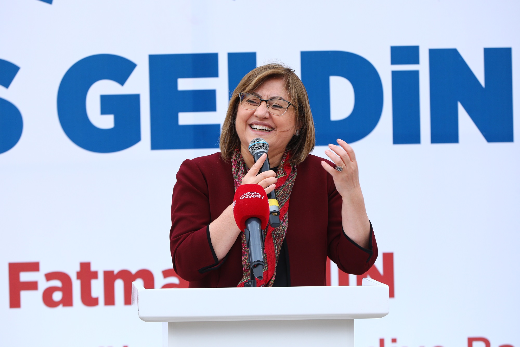 BAŞKAN ŞAHİN VE MECLİS ÜYELERİNİN ORTAK KARARIYLA ESKİ BAKAN MUSTAFA YILMAZ’IN ADI KENTİN EN İŞLEK CADDELERİNDEN BİRİNE VERİLDİ