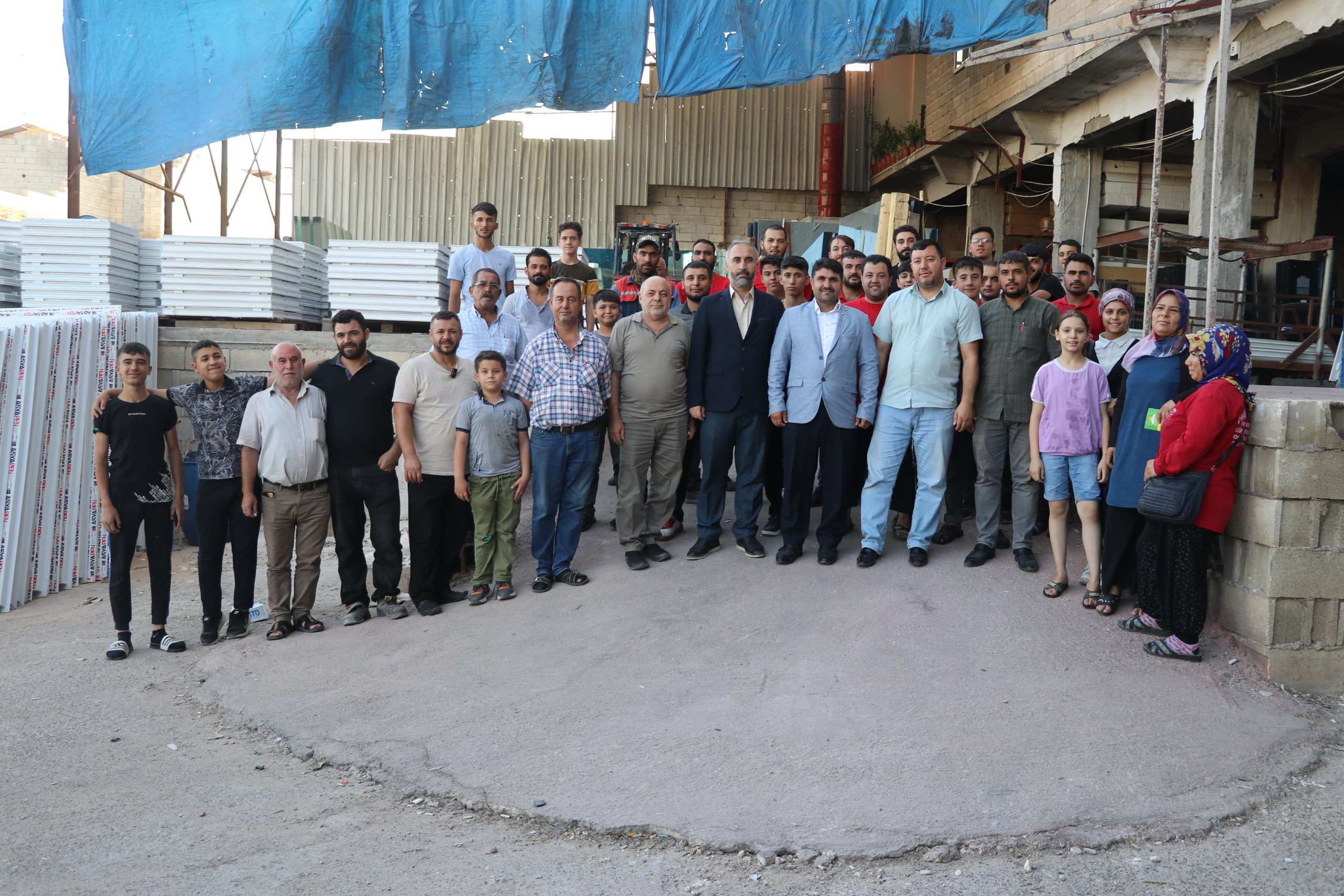 HÜDA PAR Gaziantep İl Başkanı Göçer işçilerle bir araya geldi