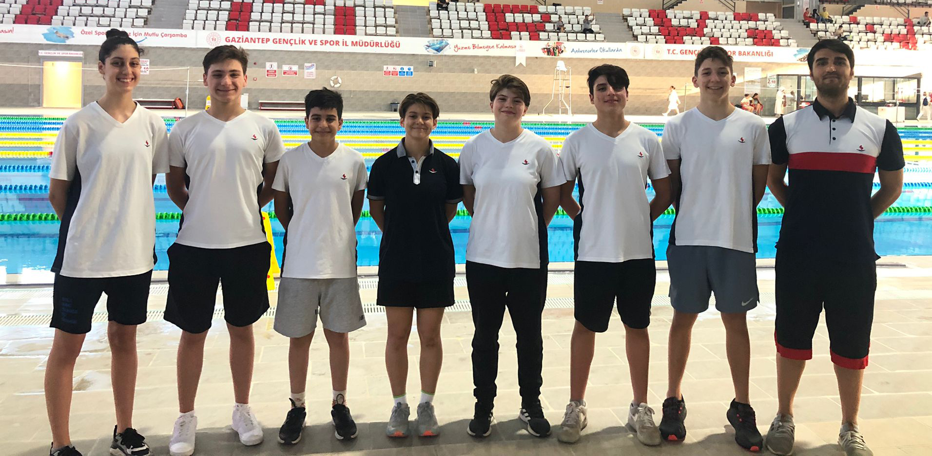 SANKO Okullarının yüzme başarısı: “Türkiye şampiyonasına katılma hakkı kazandı”