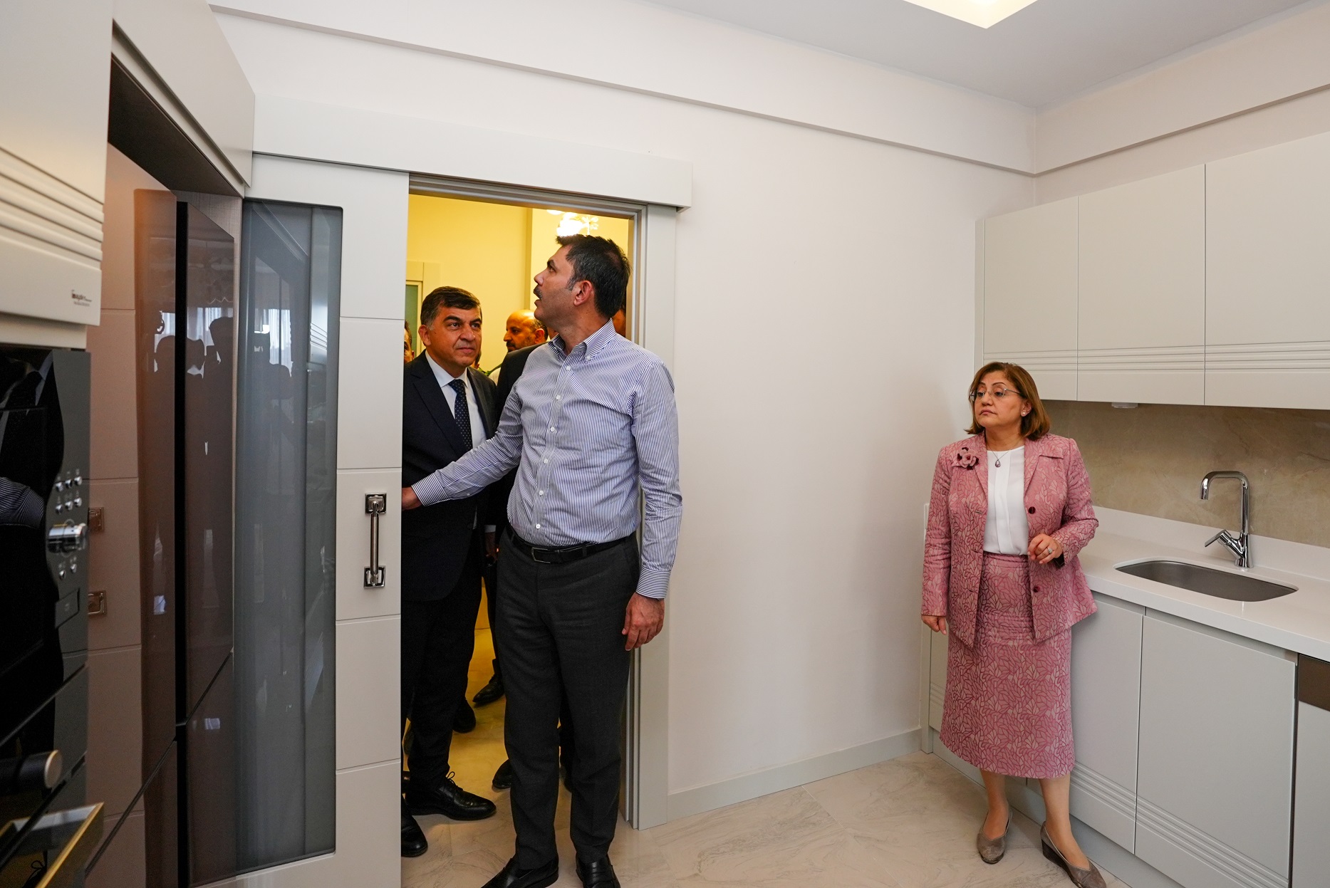 Başkan Fadıloğlu’ndan, Bakan Kurum’a “Kentsel dönüşüm brifingi”