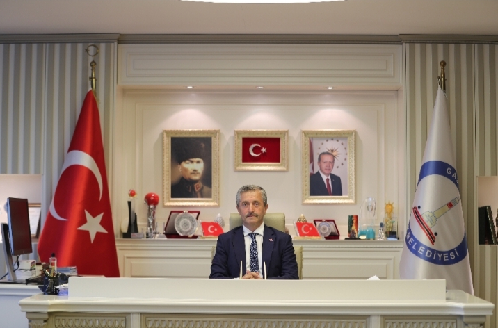 Şahinbey belediye Başkanı Tahmazoğlu, 30 Ağustos Zafer Bayramı mesajı yayımladı