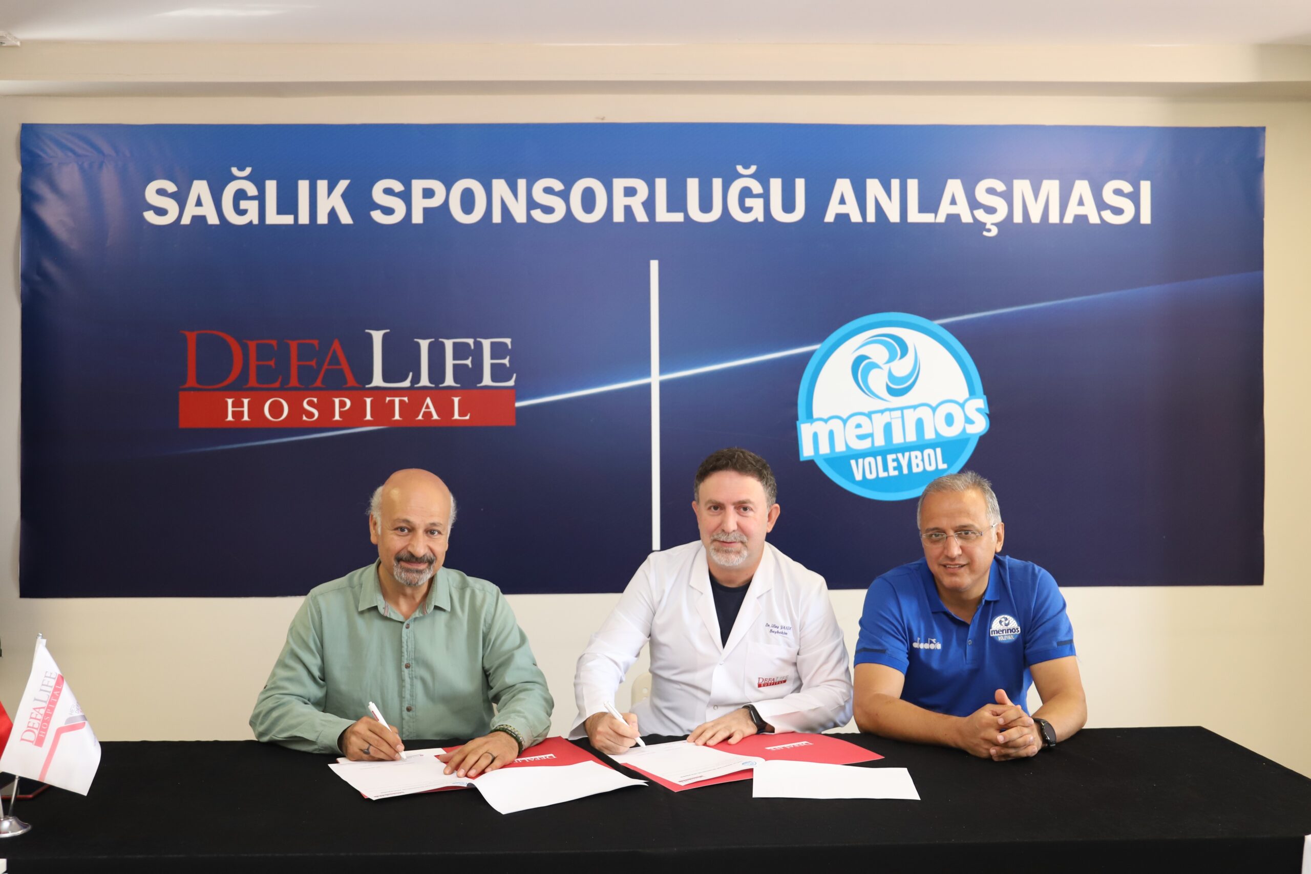Merinos Voleybol Takımının sağlığı “Defa Life Hastanesine emanet”