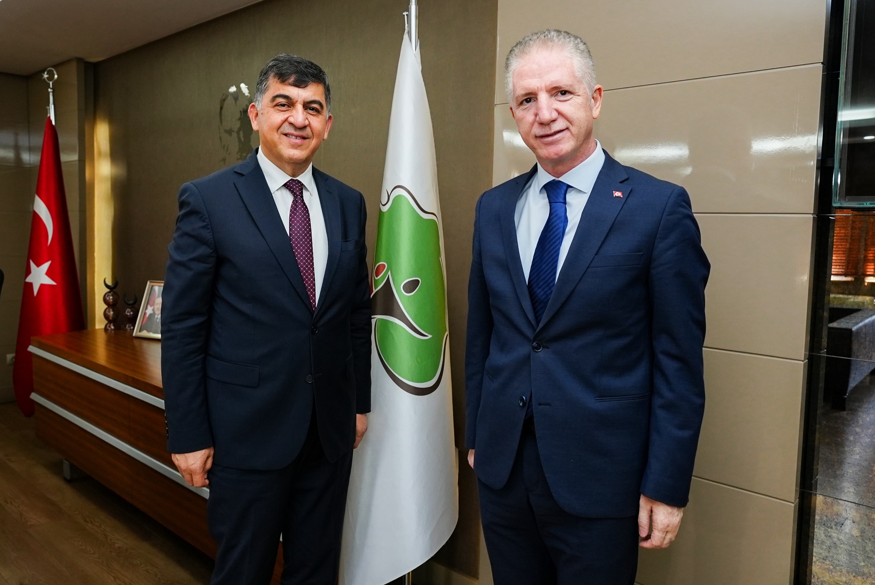 Şehitkamilli öğretmenlerden anlamlı istek “Kendilerine sağlanan destekle okul yapılmasını istediler”