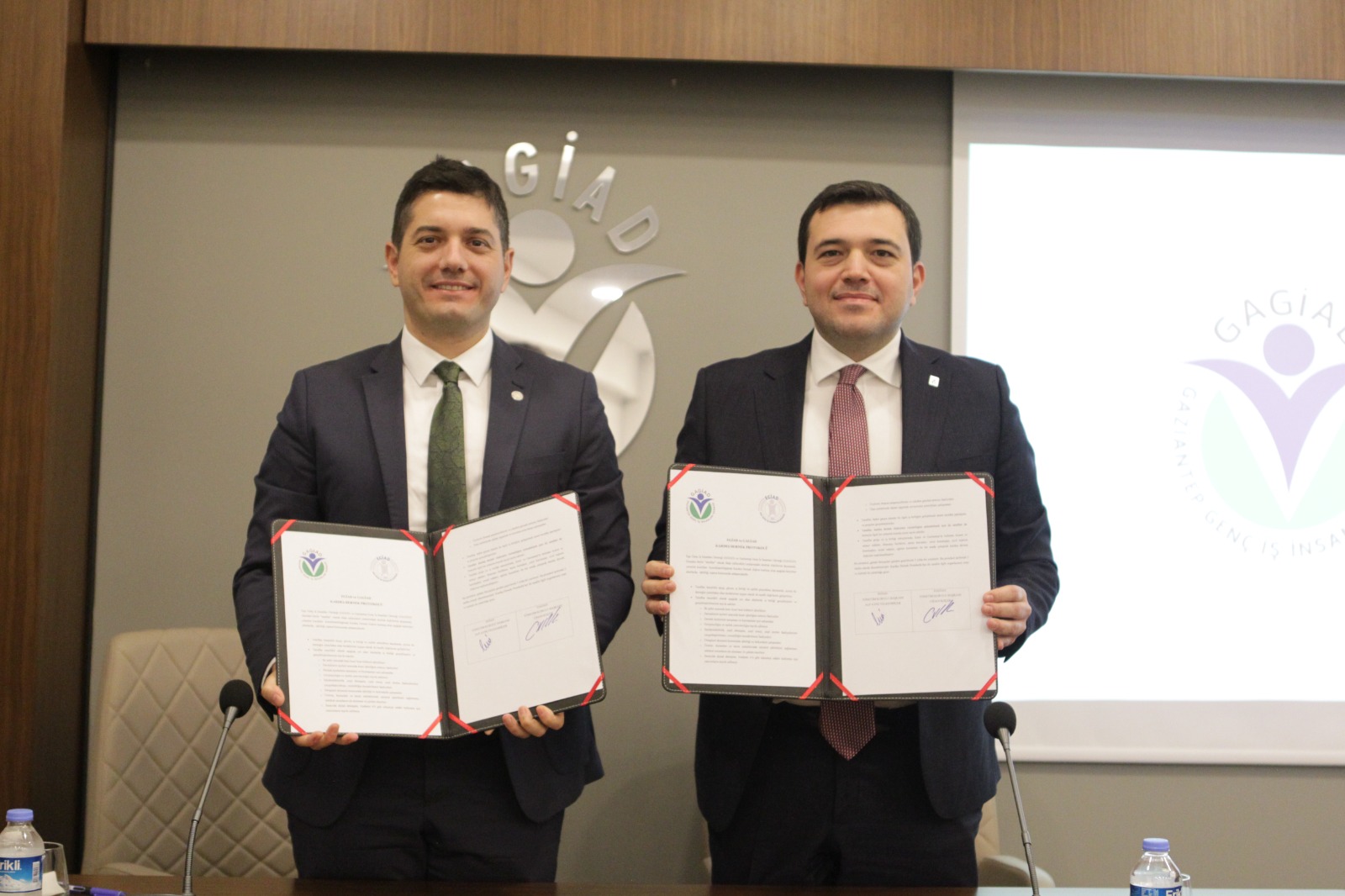 GAGİAD ve EGİAD “Kardeş dernek protokolü imzaladı “