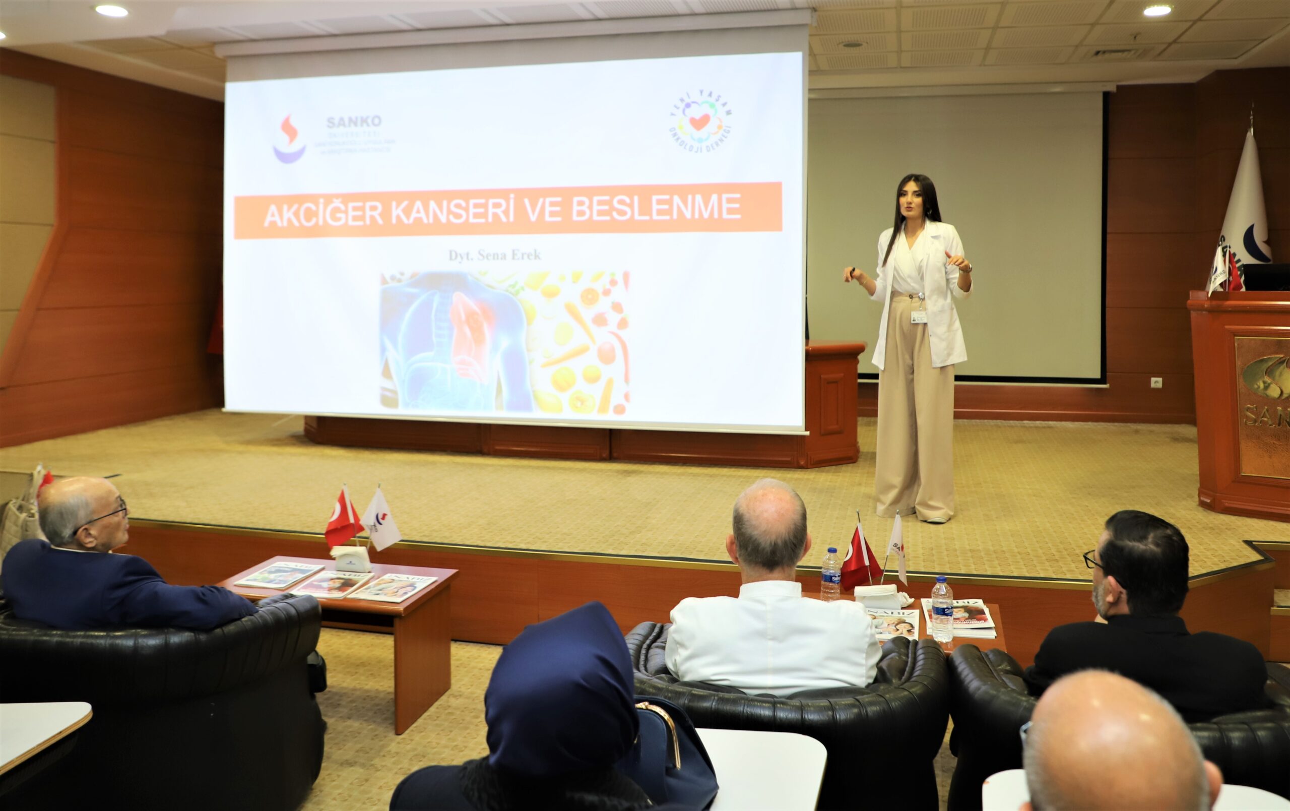 “AKCİĞER KANSERİNDE TAMAMLAYICI TEDAVİLER” PROGRAMI