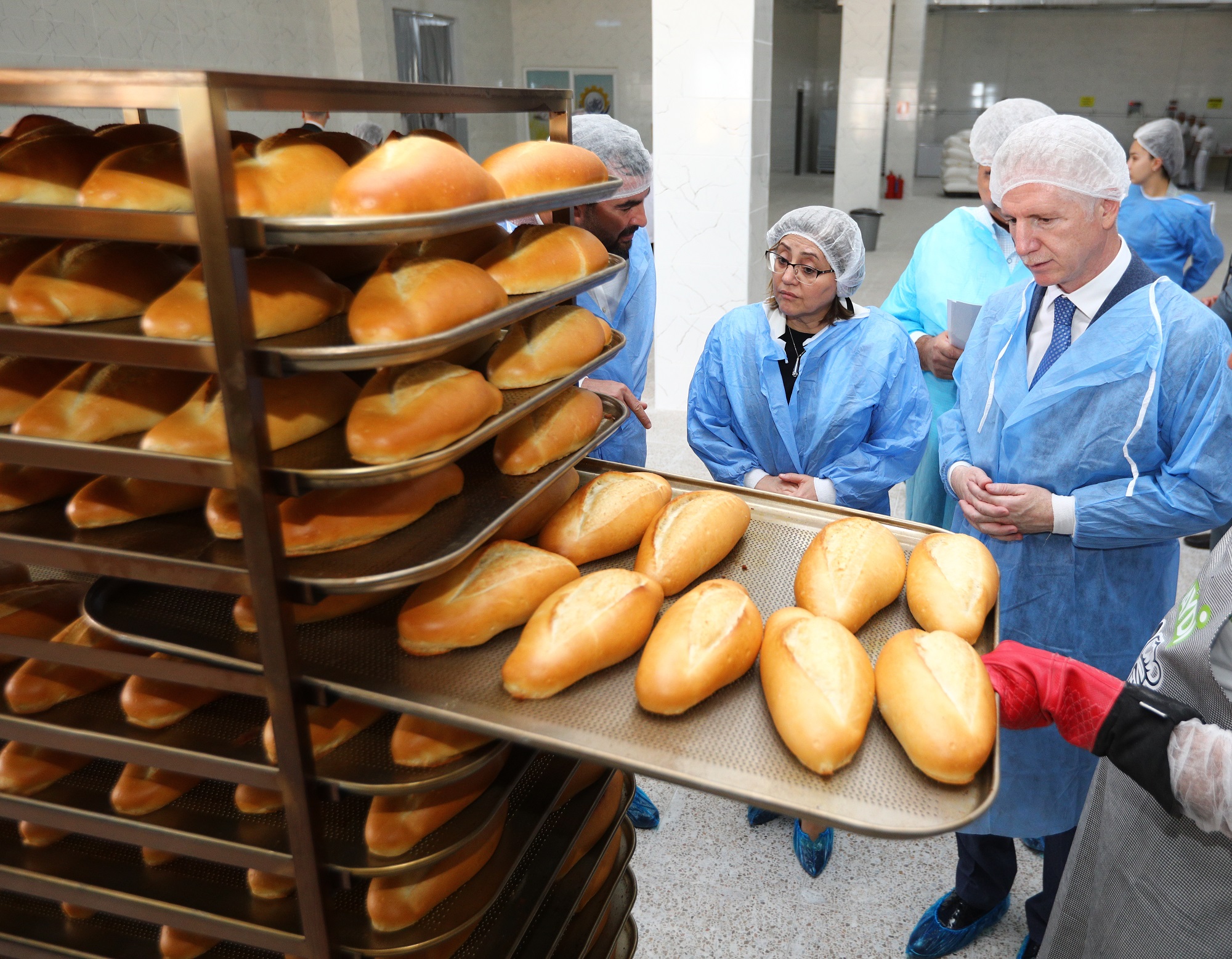 Büyükşehir Belediyesi tarafından hizmet veren “Haydi” Ekmek büfelerinin sayısı artırıldı