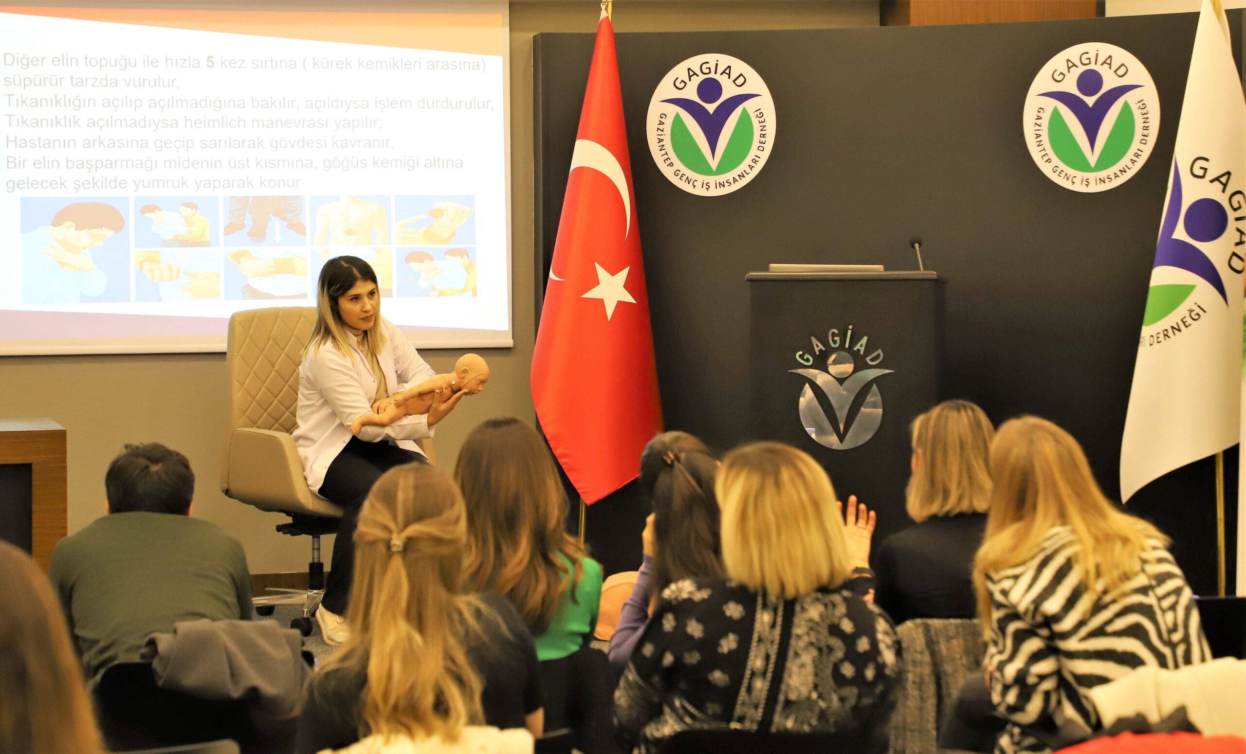 GENÇ İŞ İNSANLARINA İLK YARDIM EĞİTİMİ