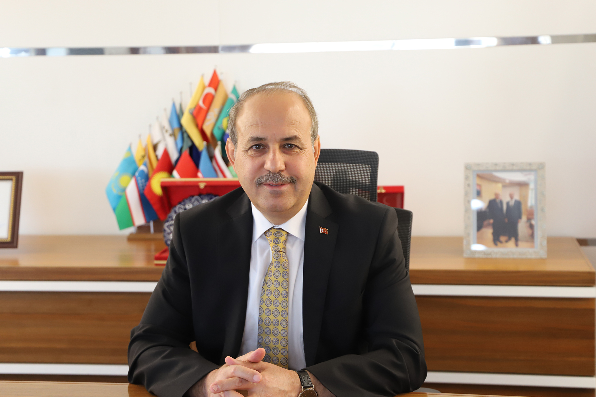 Oğuzeli Belediye Başkanı Mehmet Sait Kılıç, 24 Kasım Öğretmenler günü münasebeti ile bir mesaj yayınladı