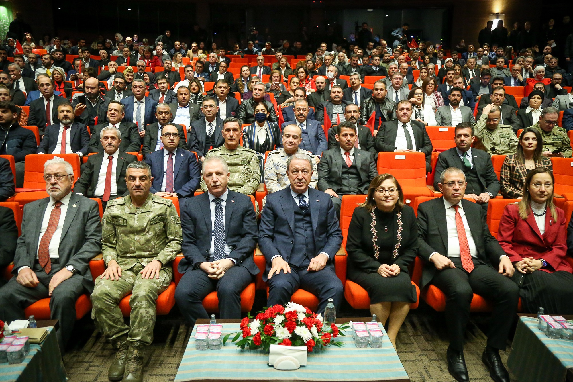 GAZİ ŞEHRİN KURTULUŞUNUN 101. YILI ÖZEL PROGRAMLA KUTLANDI