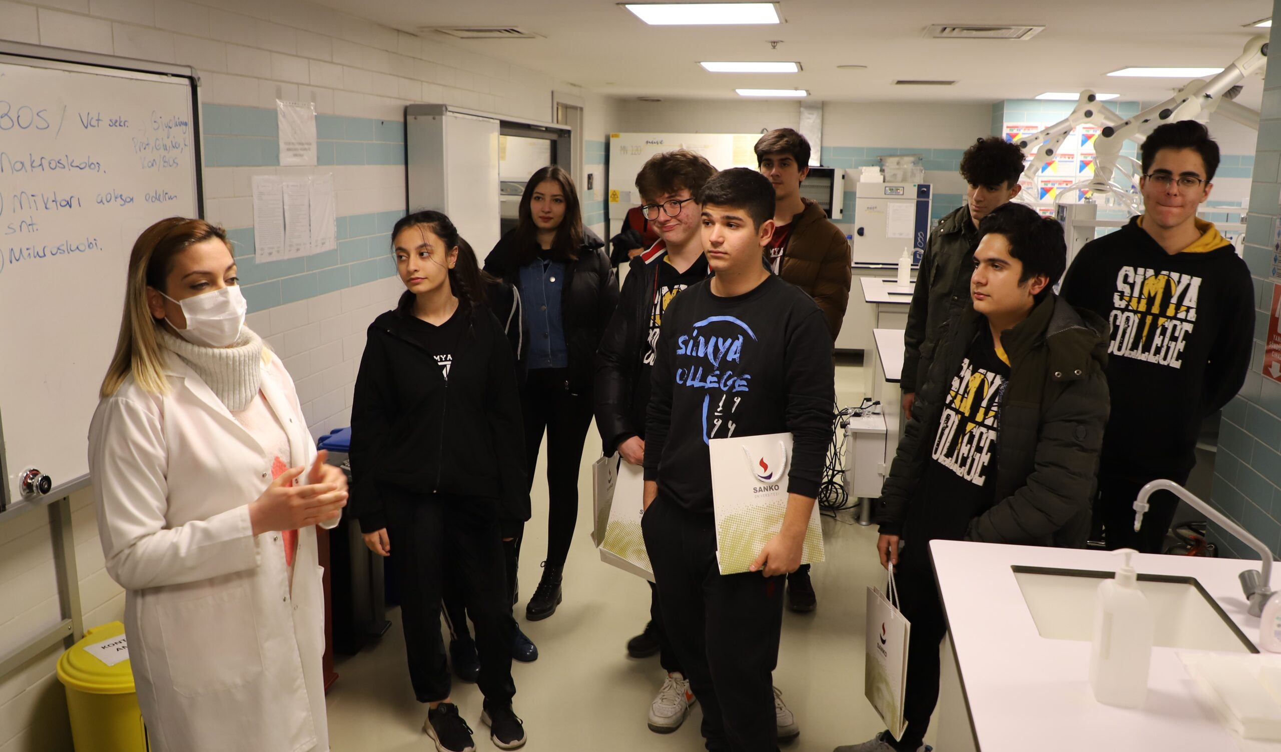 SANKO ÜNİVERSİTESİ ADAY ÖĞRENCİLERİ BİLGİLENDİRİYOR