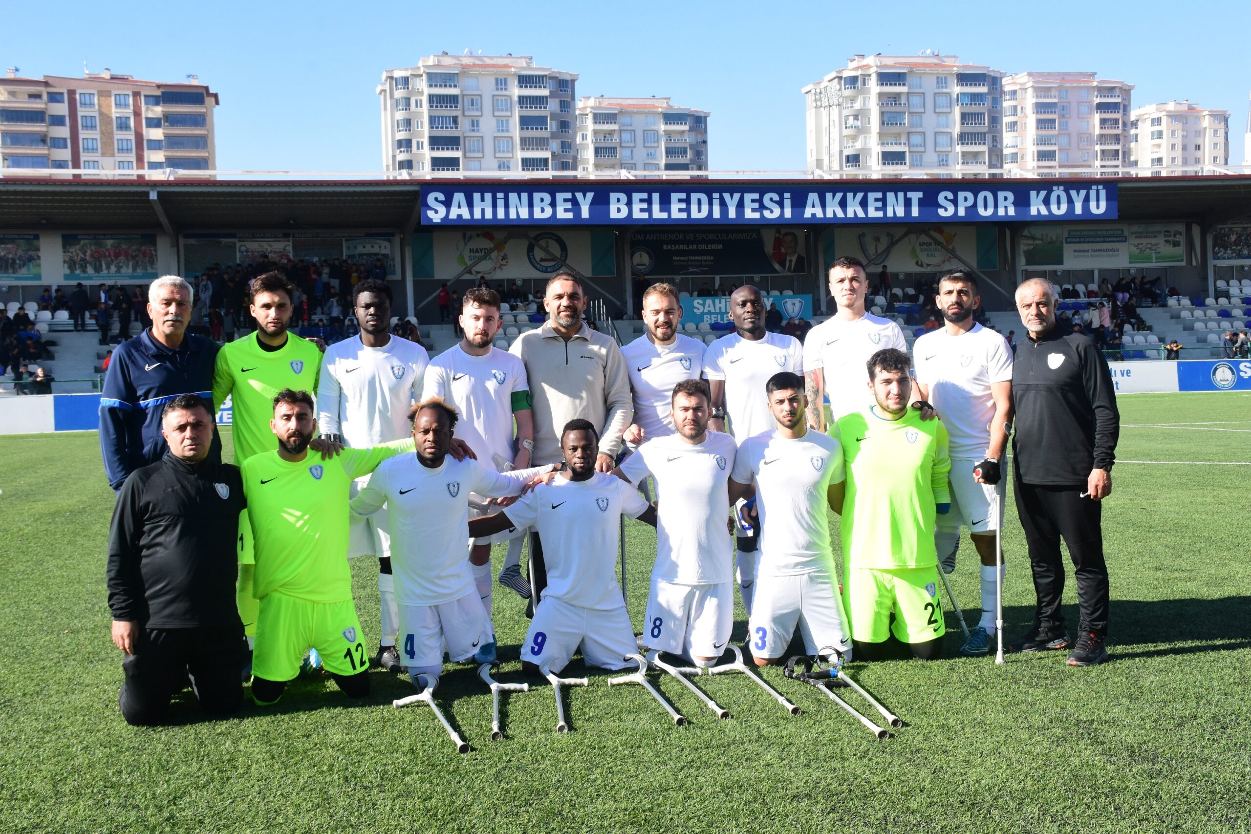 ŞAHİNBEY AMPUTE KENDİ EVİNDE ÇOK FARKLI 8-2