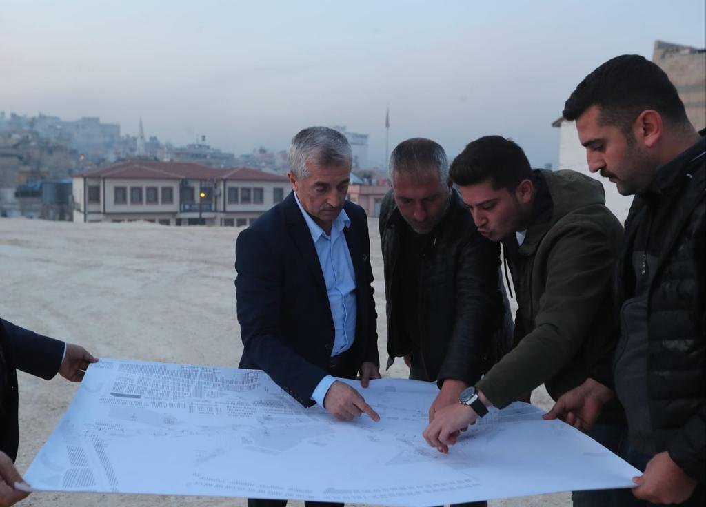 BAŞKAN TAHMAZOĞLU “ŞEHRİN TRAFİK YÜKÜNÜ HAFİFLETMEK İÇİN ÇALIŞIYORUZ”