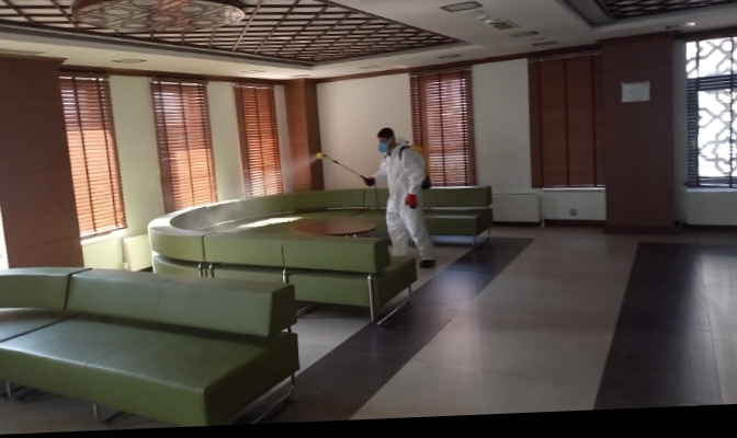 ŞAHİNBEY BELEDİYESİ EKİPLERİ TESİSLERİ İLAÇLIYOR