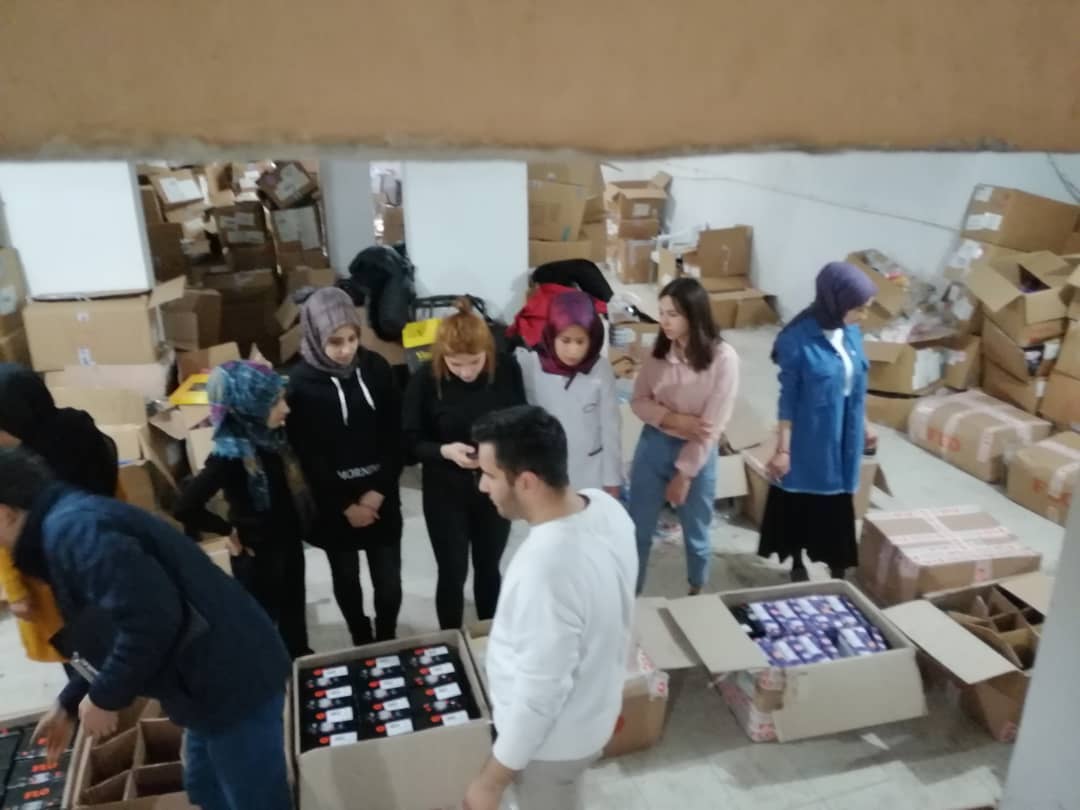 Gençlik ve Eğitim Derneği 500 gönüllüsüyle depremzedelere yardım etti