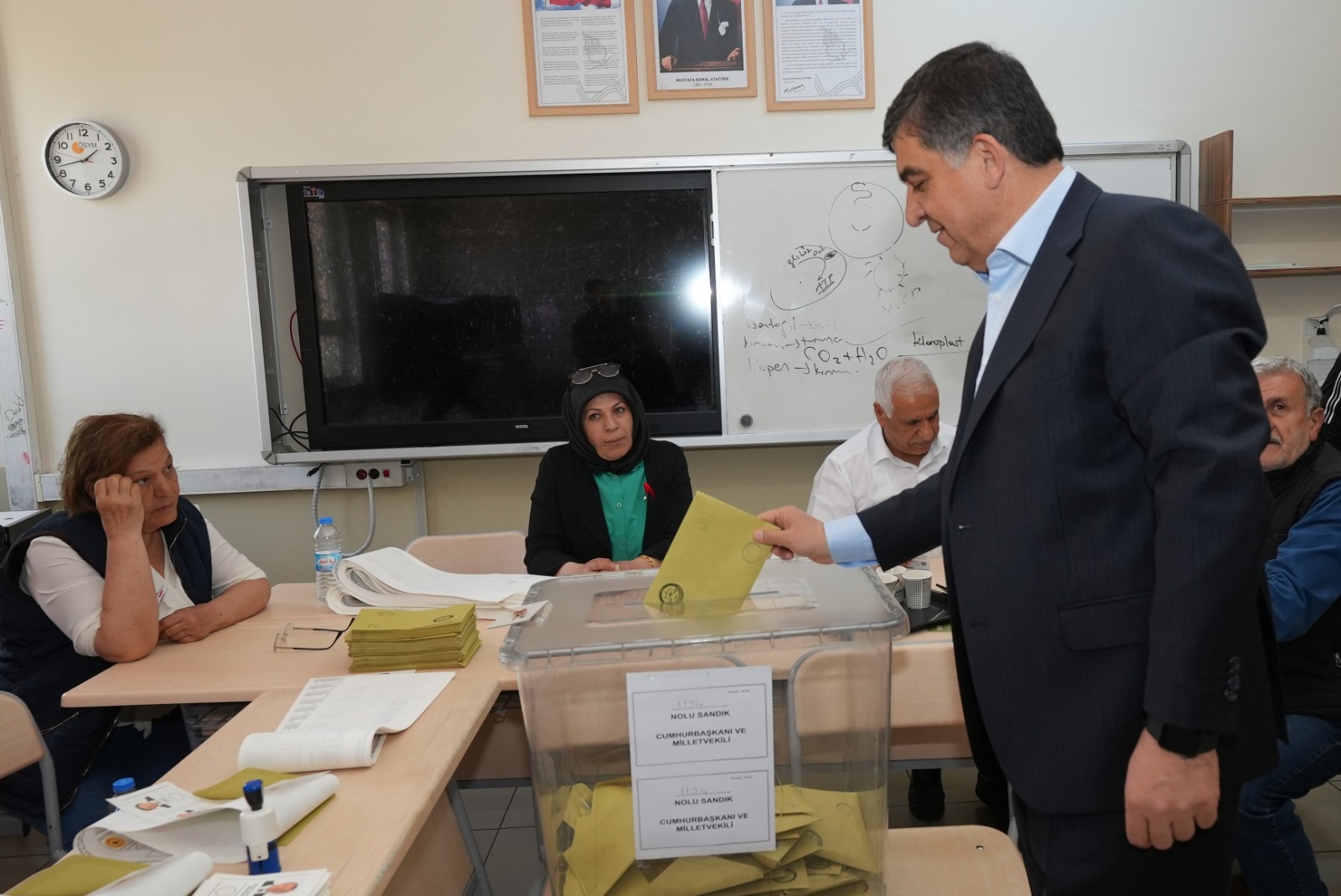 FADILOĞLU: “VATANIMIZA, MİLLETİMİZE HAYIRLI VE UĞURLU OLSUN”   