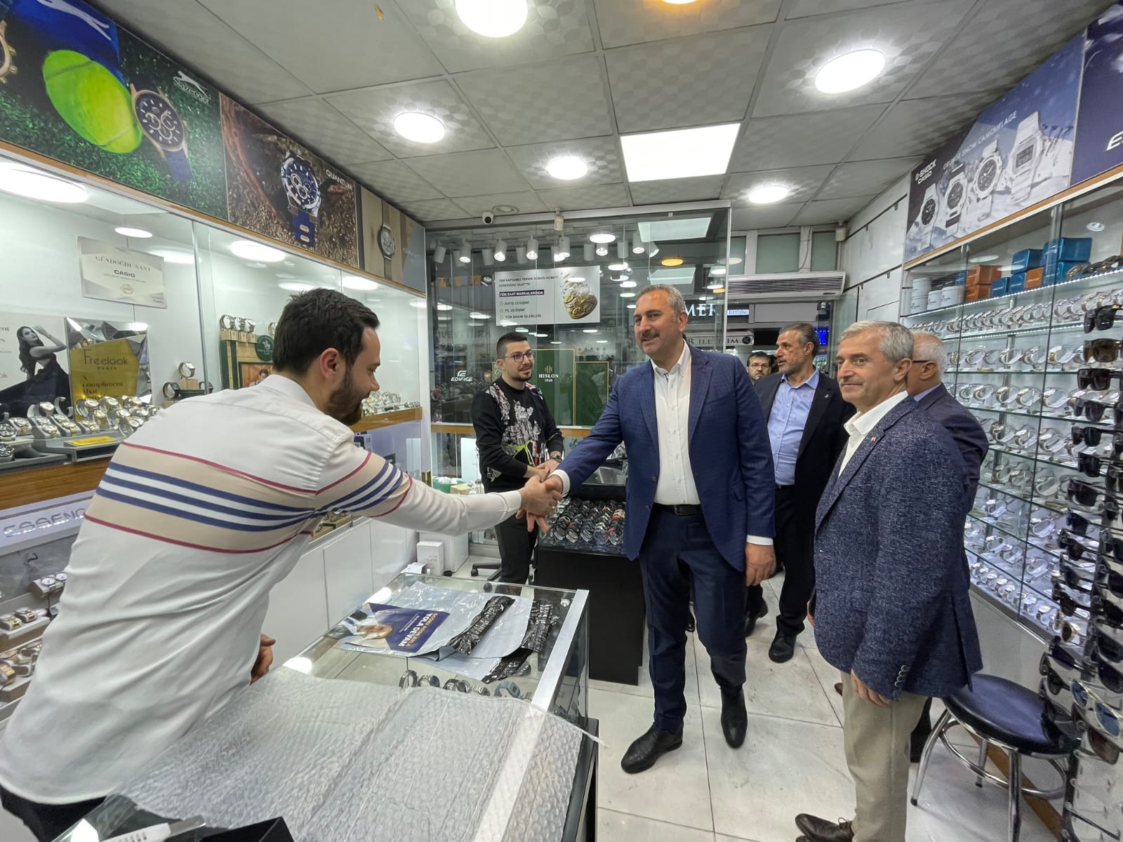 BAŞKAN TAHMAZOĞLU VATANDAŞLA İÇ İÇE