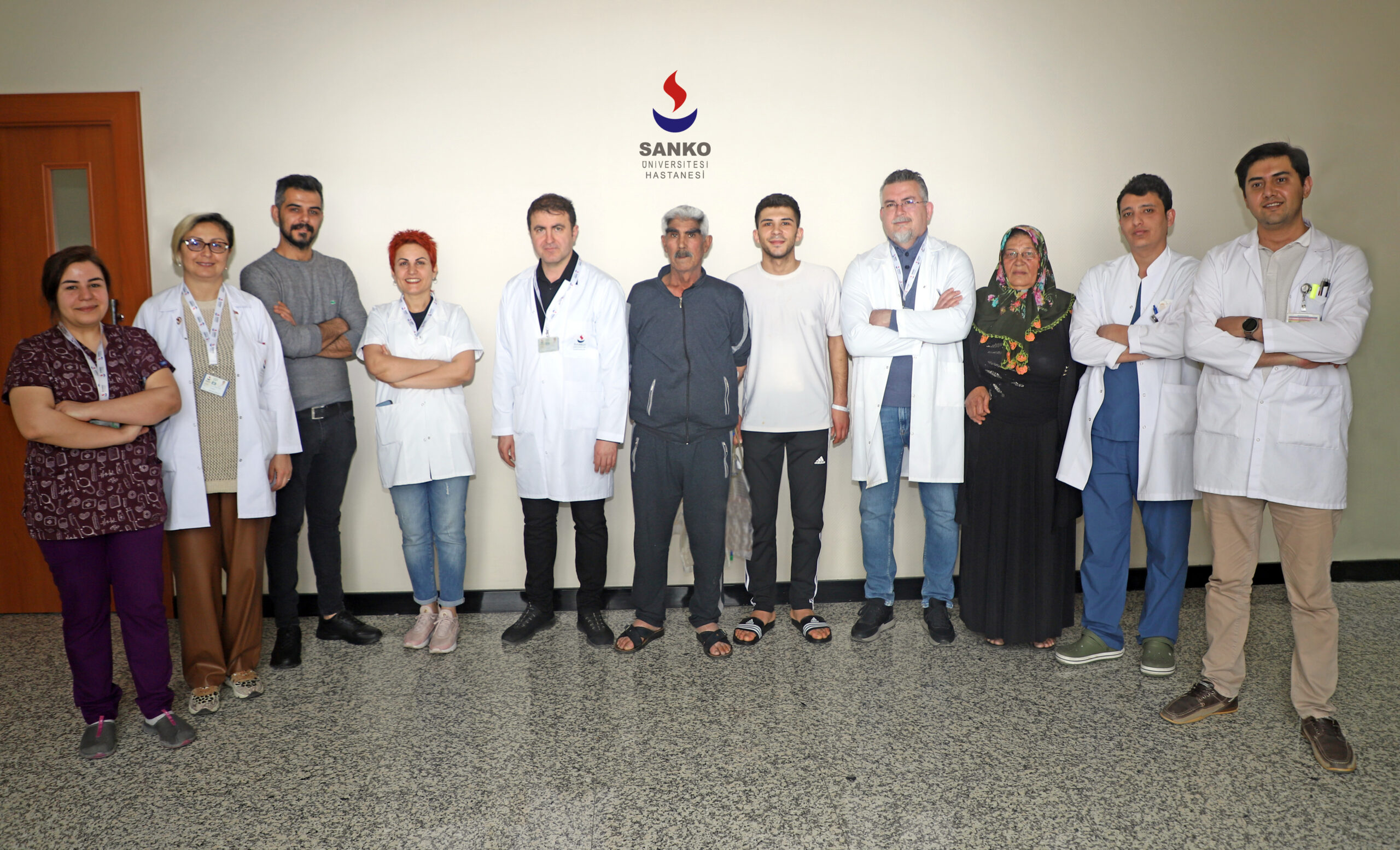 SANKO ÜNİVERSİTESİ HASTANESİ’NDE KARACİĞER NAKLİ  “OĞLUNUN KARACİĞERİ İLE YAŞAMA YENİDEN MERHABA DEDİ”