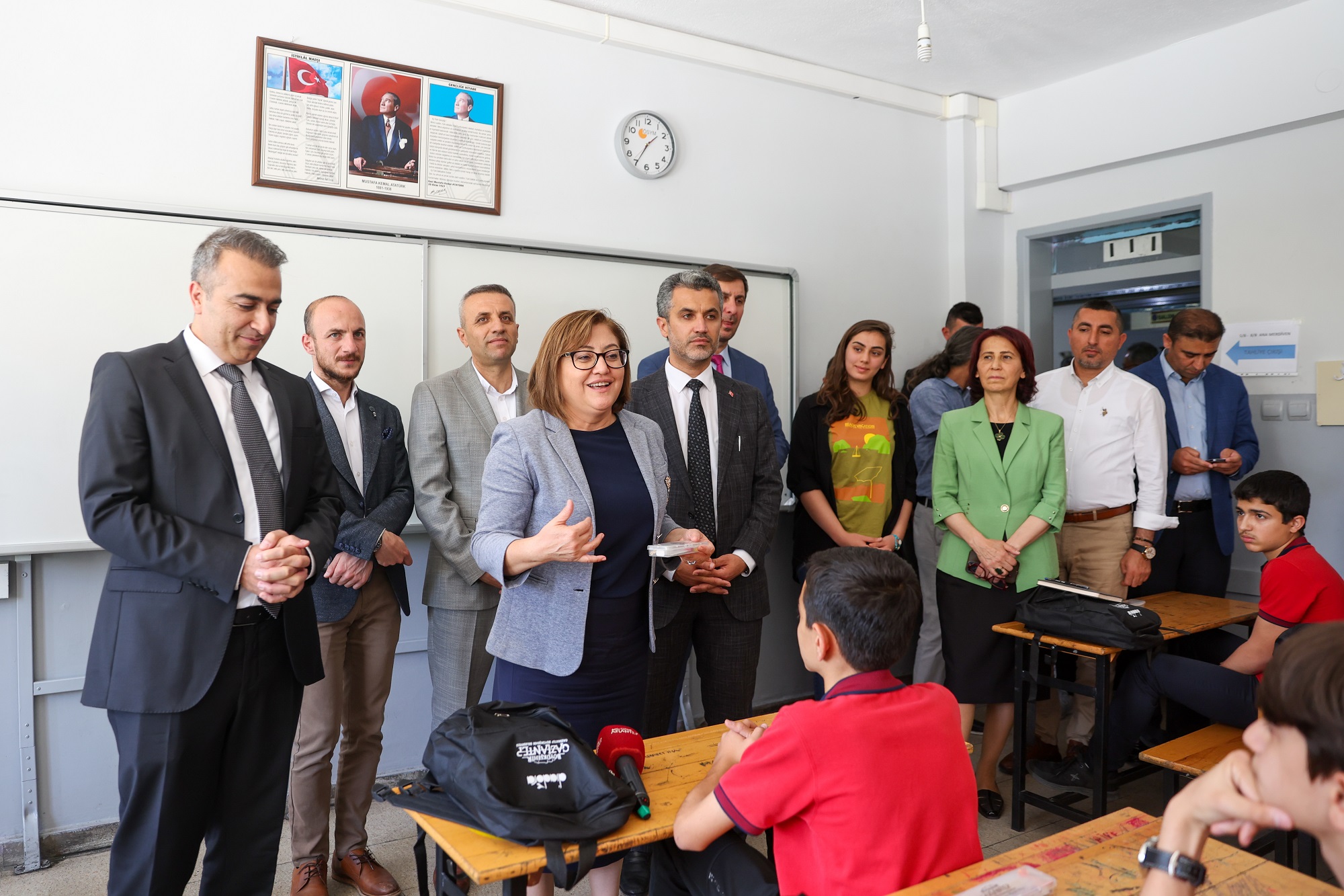 GAZİANTEP BÜYÜKŞEHİR’DEN LGS’YE GİRECEK ÖĞRENCİLERE 50 BİN ADET SINAV SETİ!