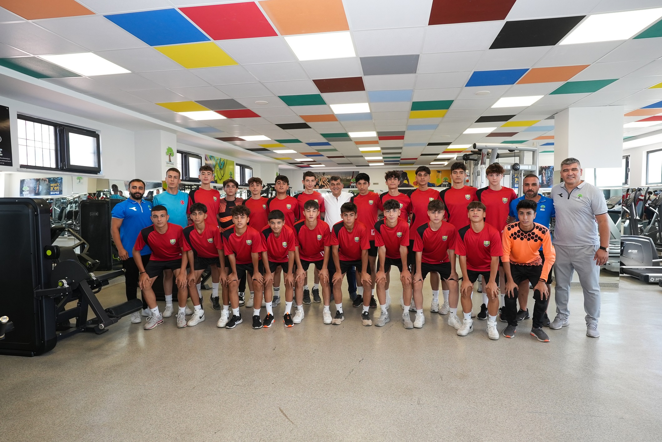 ŞEHİTKAMİL’DE; YAKLAŞIK 10 BİN ÖĞRENCİ, 6 BRANŞTA EĞİTİM GÖRÜYOR