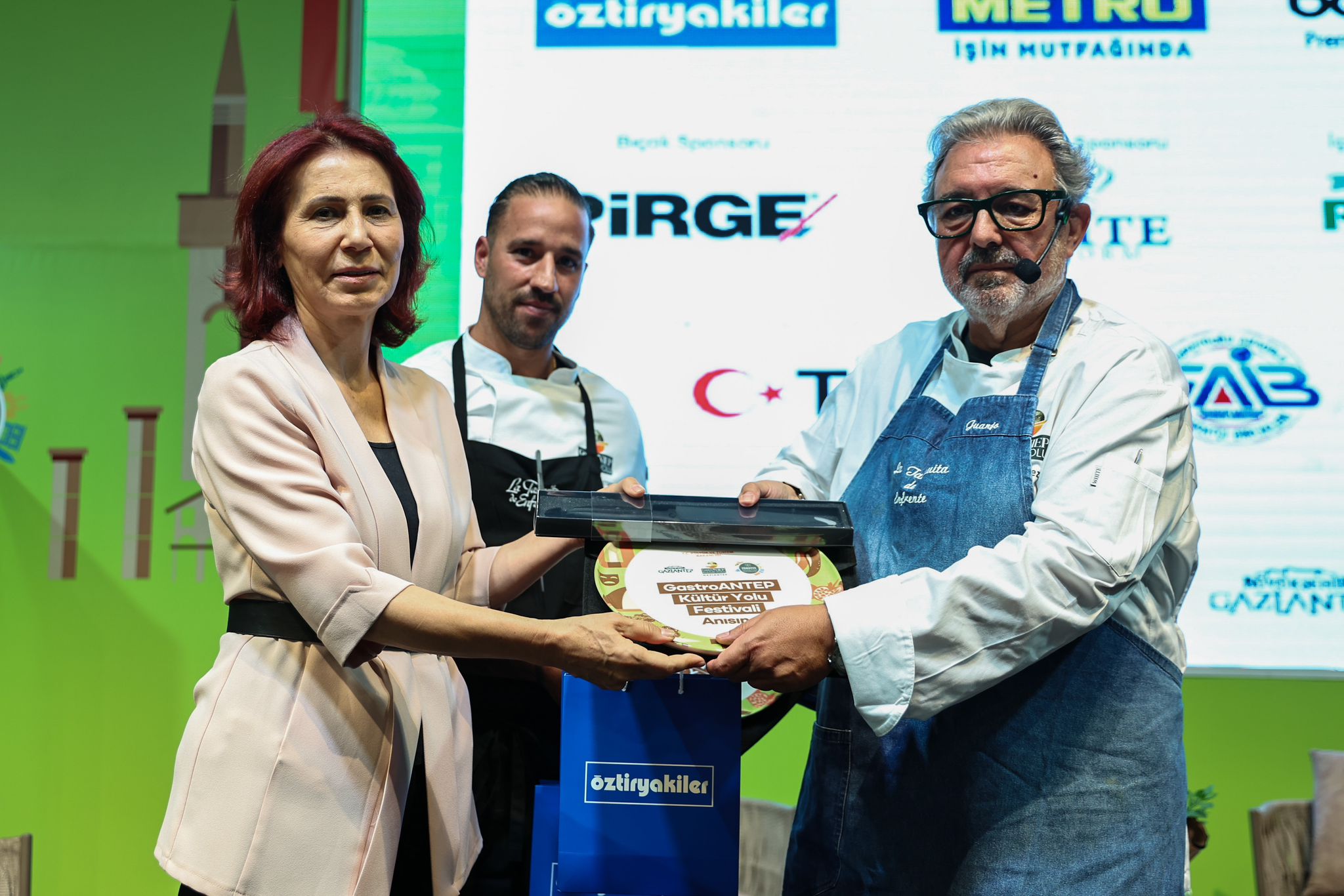 ÜNLÜ ŞEFLERİN WORKSHOPLARI YOĞUN İLGİ GÖRÜYOR