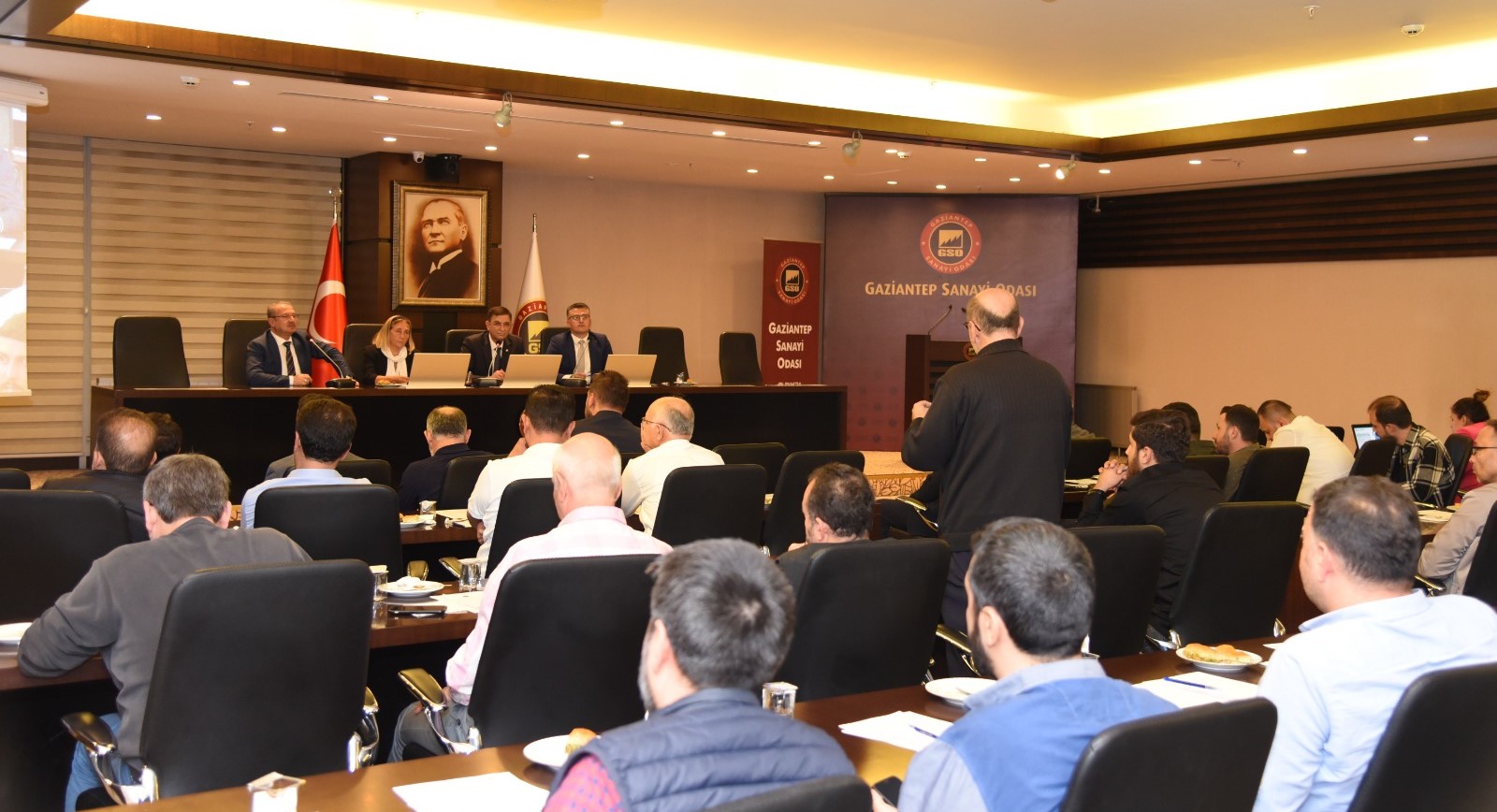 GSO’DA AYAKKABI SEKTÖR TOPLANTISI YAPILDI