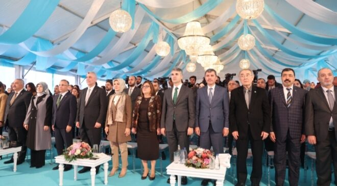 GAZİANTEP’TEN TÜRKİYE’YE ÖRNEK OLACAK PROJE: AİLE AKADEMİSİ AÇILDI