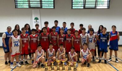 SANKO OKULLARI BASKETBOL TAKIMLARININ ŞAMPİYONLUK SEVİNCİ