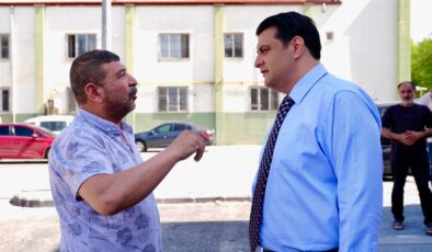 BAŞKAN UMUT YILMAZ, KARŞIYAKA BÖLGESİNDE YURTTAŞLARLA BULUŞTU