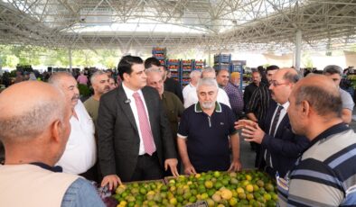 BAŞKAN UMUT YILMAZ, PAZARCI ESNAFIYLA BİR ARAYA GELDİ