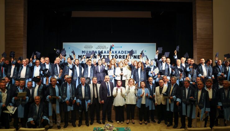 GAZİANTEP’TE “MUHTARLAR AKADEMİSİ” MEZUNİYET TÖRENİ DÜZENLENDİ