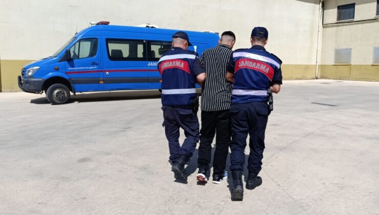 26 YILLA ARANAN UYUŞTURUCU SATICISI JANDARMADAN KAÇAMADI