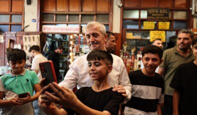 BAŞKAN TAHMAZOĞLU ESNAF VE VATANDAŞLARLA BİR ARAYA GELİYOR