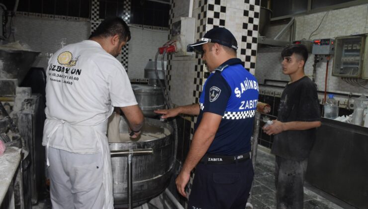 Şahinbey Belediyesi Zabıta ekiplerinden gece denetimi