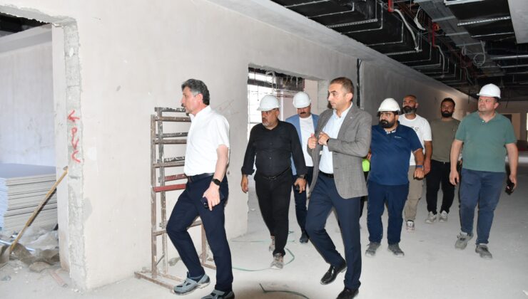Gaziantep İl Sağlık Müdürü Şahin, Travmatik Acil Durum Hastanesi İnşaatında İncelemelerde Bulundu