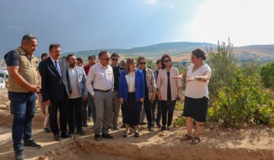 BAŞKAN ŞAHİN, DÜLÜK ANTİK KENTİ’NDEKİ KAZI ÇALIŞMALARINI ZİYARET ETTİ