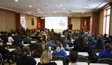 SANKO ÜNİVERSİTESİ’NDE CUMHURİYET BAYRAMI TÖRENİ DÜZENLENDİ