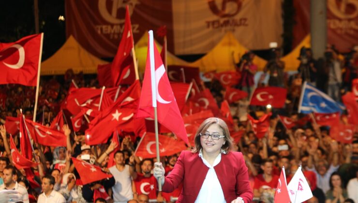 ŞAHİN, “CUMHURİYETİMİZ, TÜRK MİLLETİNİN EBEDİ VARLIĞIYLA İLELEBET DEVAM EDECEKTİR”