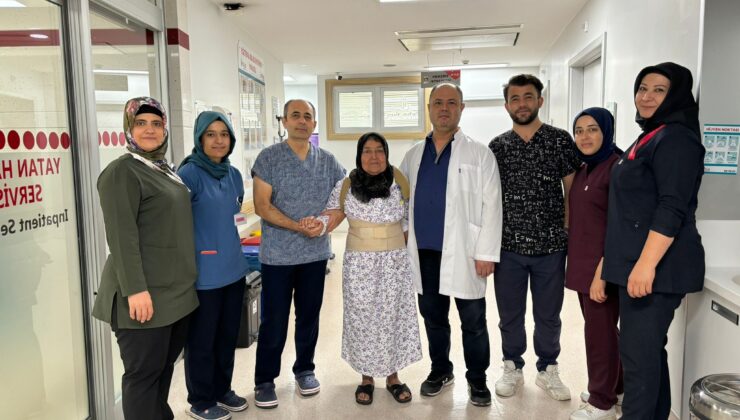 Büyük zorluklarla geldiği Anka Hastanesinden yürüyerek çıktı