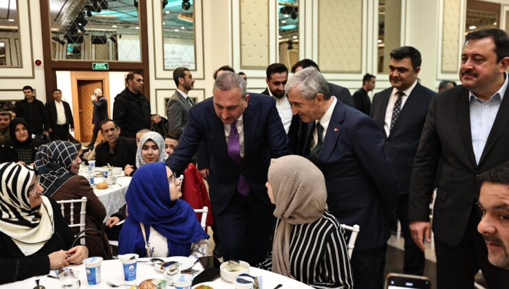 GENÇLERİMİZLE GURUR DUYUYORUZ