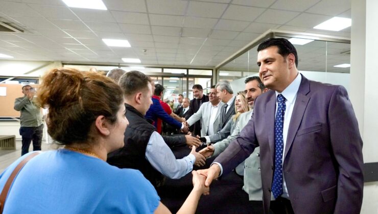 BAŞKAN YILMAZ, ŞEHİTKAMİL AİLESİYLE BAYRAMLAŞTI