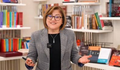 BAŞKAN ŞAHİN’DEN AİLE YILINA ÖZEL: 41 YILLIK SADAKATE UMRE YOLCULUĞU