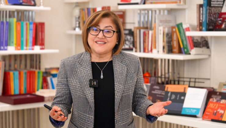 BAŞKAN ŞAHİN’DEN AİLE YILINA ÖZEL: 41 YILLIK SADAKATE UMRE YOLCULUĞU