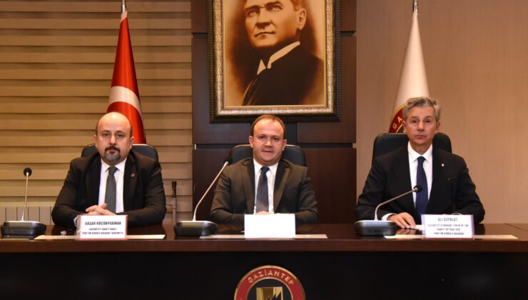GSO’DA AYAKKABI İHTİSAS OSB BİLGİLENDİRME TOPLANTISI GERÇEKLEŞTİRİLDİ