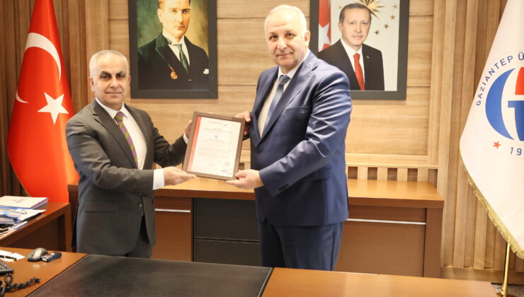 GAÜN BİLGİ GÜVENLİĞİ YÖNETİM SİSTEMİ BELGESİ’Nİ ALMAYA HAKKAZANDI